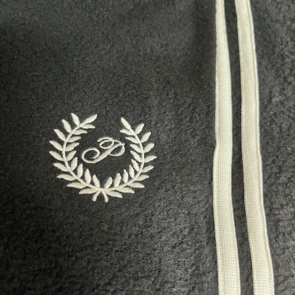 Pink - Picture 6 of 6